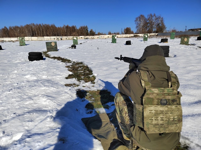 Курсанты Новосибирского военного института провели занятия с представителями общественного движения