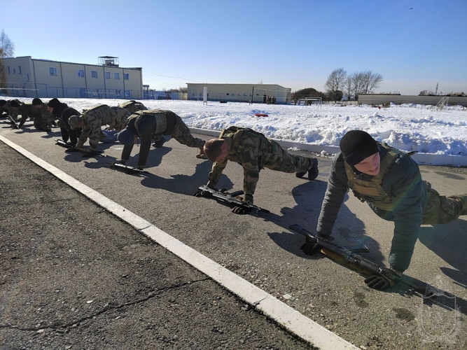 Курсанты Новосибирского военного института  провели занятия с представителями общественного движения 