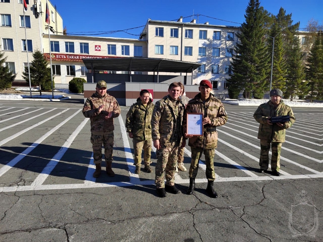 Курсанты Новосибирского военного института  провели занятия с представителями общественного движения 