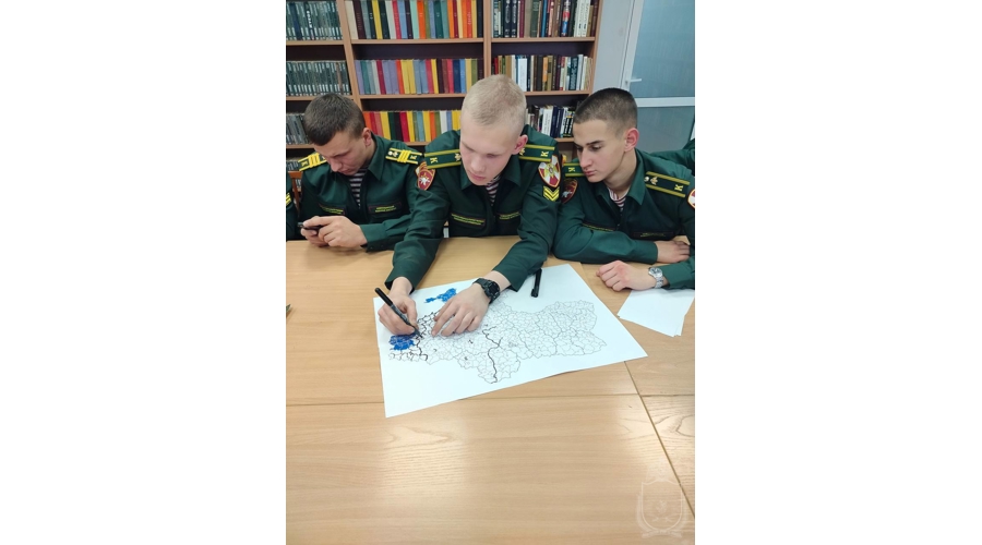 Курсанты военного института приняли участие в интеллектуальной игре