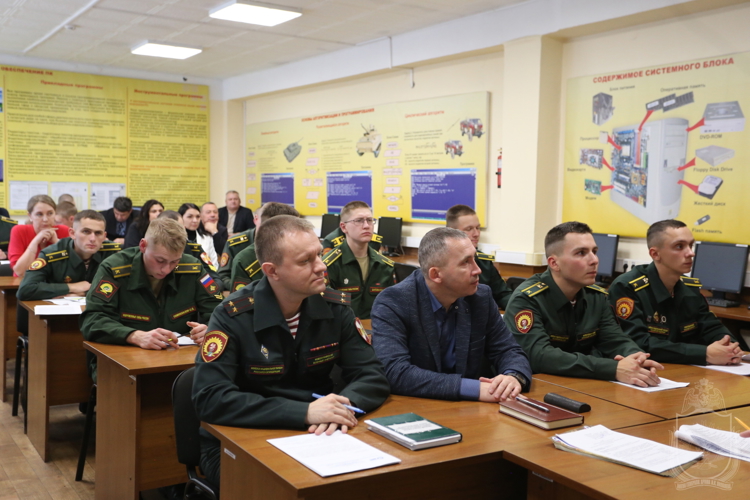 В военном институте проведен мезвузовский научный круглый стол