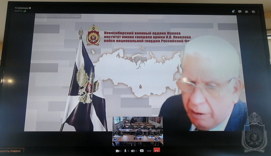 Преподаватели военного института провели занятия с учебно-научной ротой