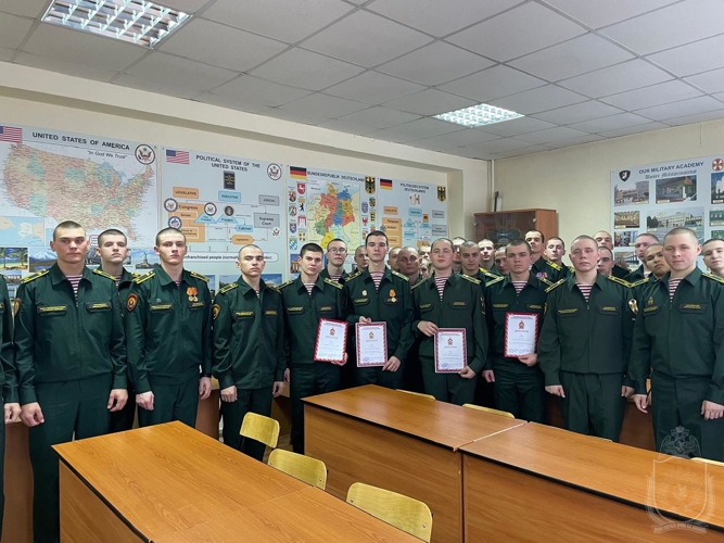 В военном институте прошел конкурс на иностранных языках