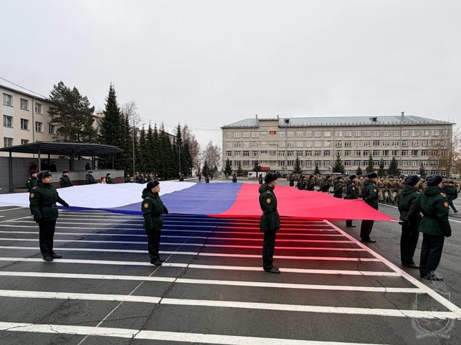 Под флагом ЕДИНЫ
