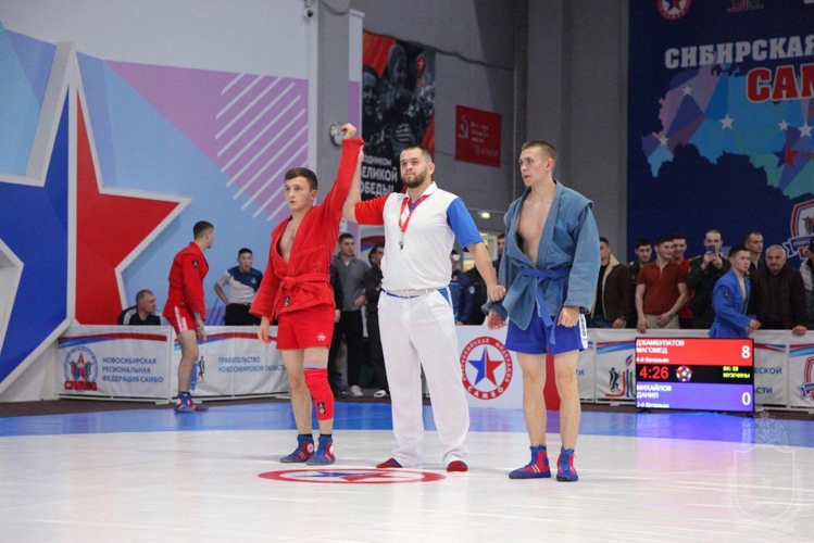 В военном институте прошел чемпионат по самбо