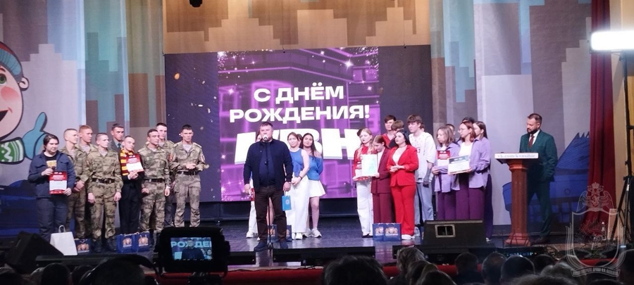 Курсанты военного института приняли участие   в полуфинальной игре официальной лиги «КВН-Сибирь»