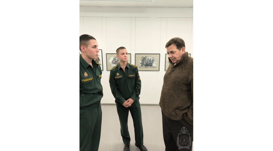 Преподаватели и курсанты военного института побывали на премьере фильма, посвященного Александру Покрышкину