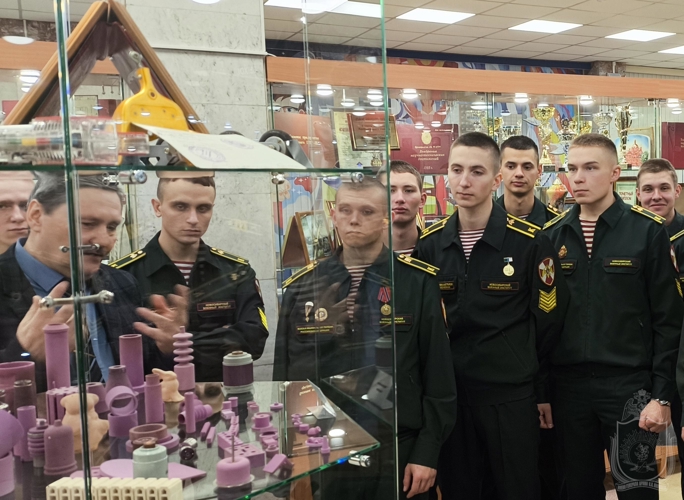 Курсанты военного института приняли участие в межведомственном научном семинаре
