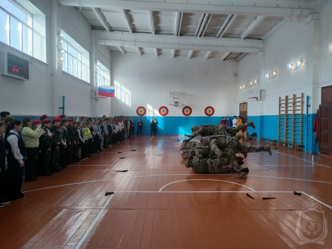 Военнослужащие военного института приняли участие  в межрегиональном патриотическом форуме