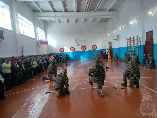 Военнослужащие военного института приняли участие  в межрегиональном патриотическом форуме
