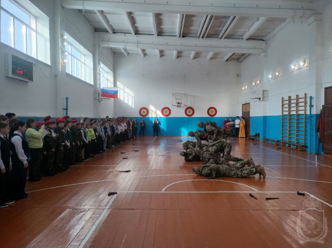 Военнослужащие военного института приняли участие  в межрегиональном патриотическом форуме