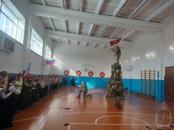 Военнослужащие военного института приняли участие  в межрегиональном патриотическом форуме