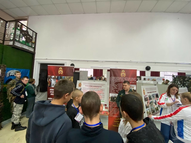 Военнослужащие военного института приняли участие  в межрегиональном патриотическом форуме