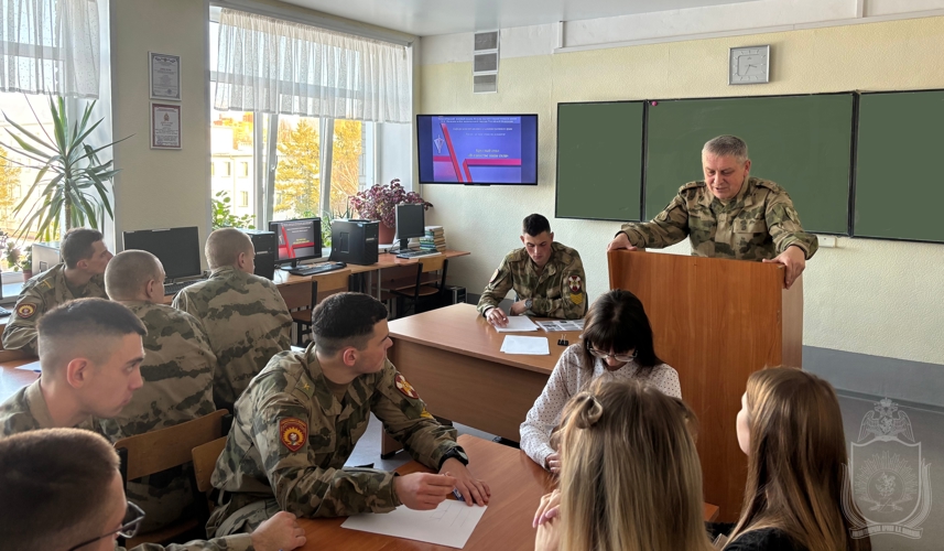 В военном институте проведен межвузовский круглый стол  «В единстве наша сила»