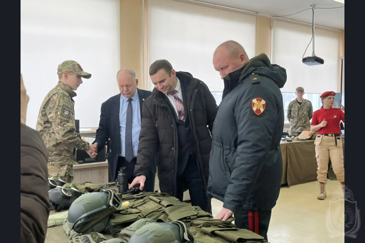 Военнослужащие военного института приняли участие  в межрегиональном патриотическом форуме