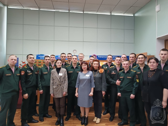Курсанты военного института приняли участие в научном семинаре 