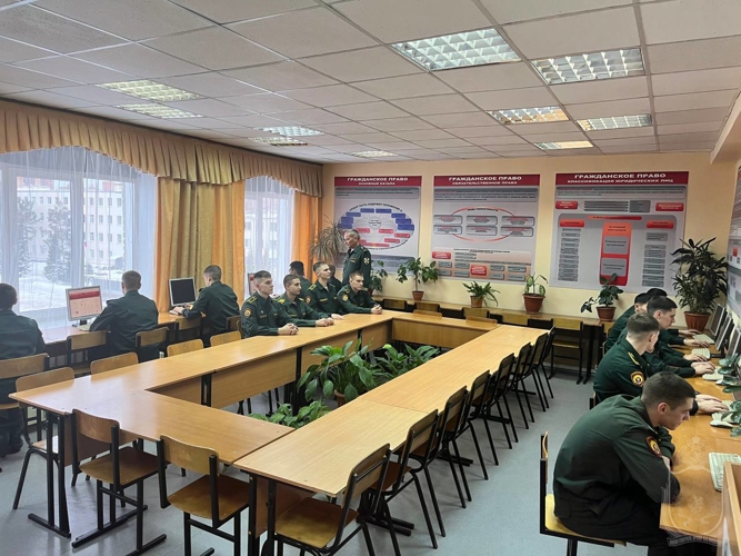 Курсанты военного института приняли участие во Всероссийском правовом (юридическом) диктанте
