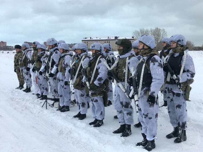  В военном институте определили лучшего руководителя занятия по тактике среди командиров подразделений