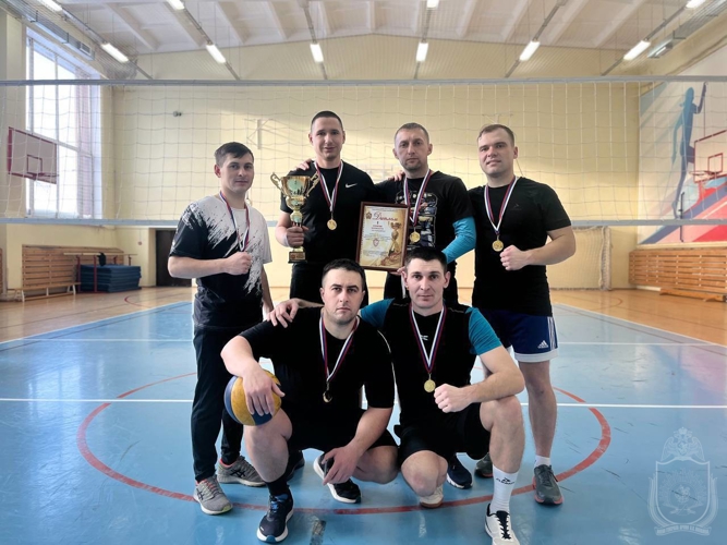 В военном институте прошел Кубок абсолютного чемпиона по волейболу