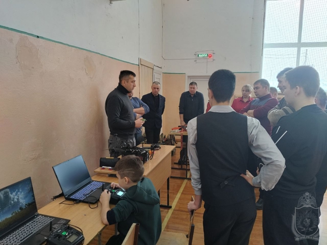 Офицеры военного института провели занятия с руководителями военно-патриотических клубов