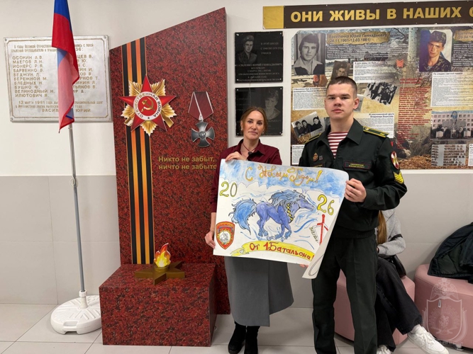Курсанты военного института поздравили подшефных с Новым годом
