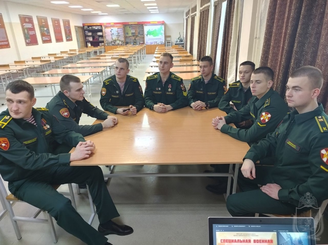 Курсанты военного института приняли участие в интеллектуальной игре