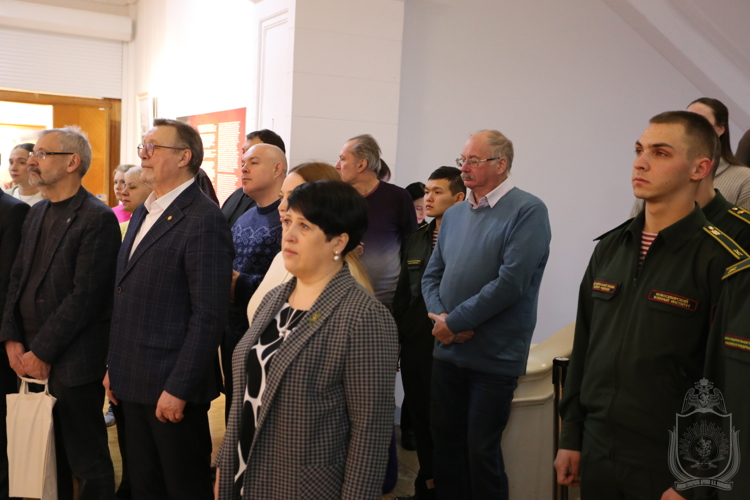 Курсанты военного института посетили открытие выставки «Русский взгляд: лица и время»