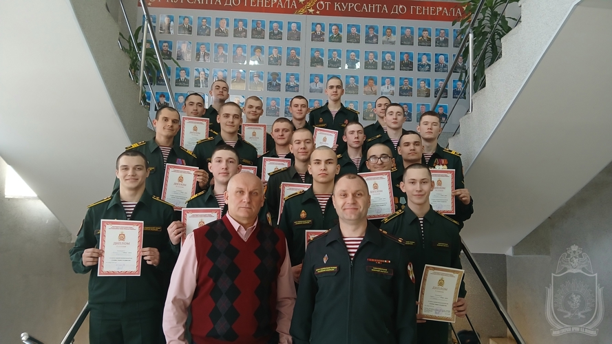 В военном институте провели интеллектуальную игру  среди курсантов 1 курса