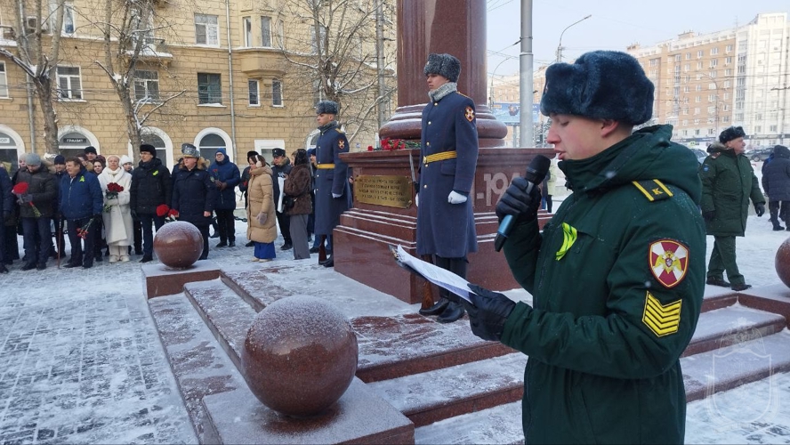 День воинской славы — День полного освобождения Ленинграда от фашистской блокады