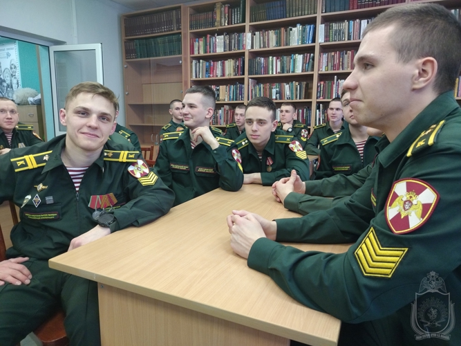 Курсанты военного института приняли участие в интеллектуальной игре