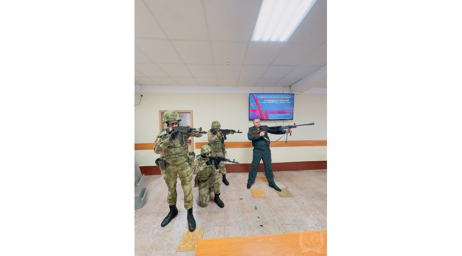 В военном институте проведен круглый стол, посвященный охране важных государственных объектов