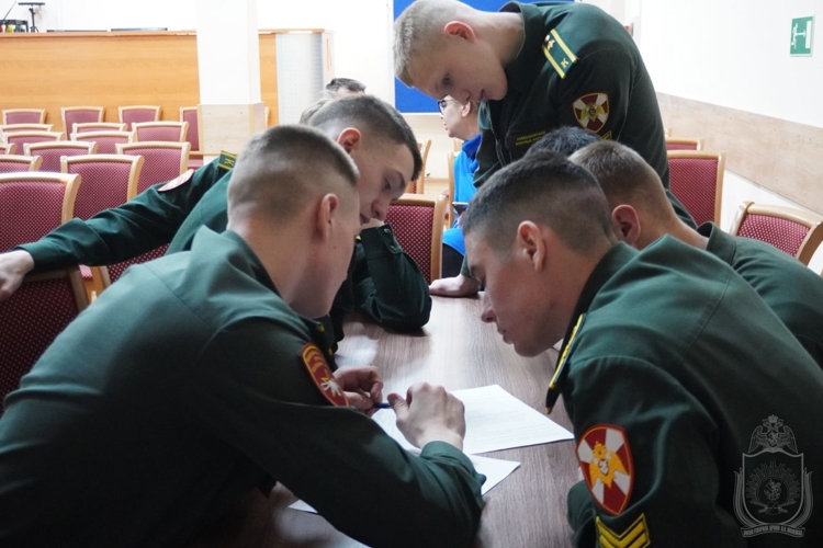 Курсанты военного института приняли участие  в интеллектуальной игре