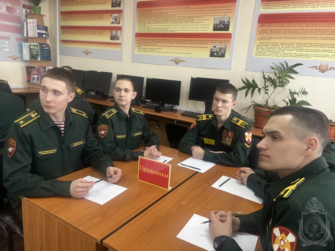 В военном институте провели интеллектуальную игру  среди курсантов 1 курса