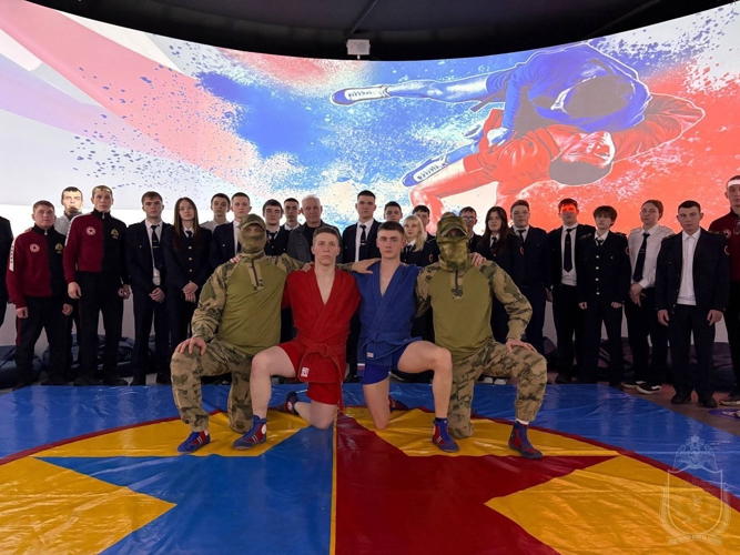 Курсанты военного института приняли участие в «Фестивале мужества»