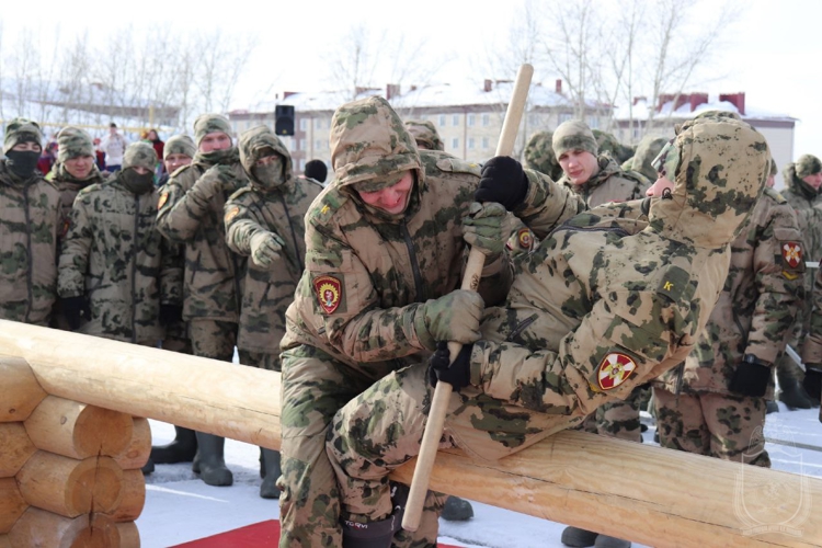 В Новосибирском военном институте проводили зиму