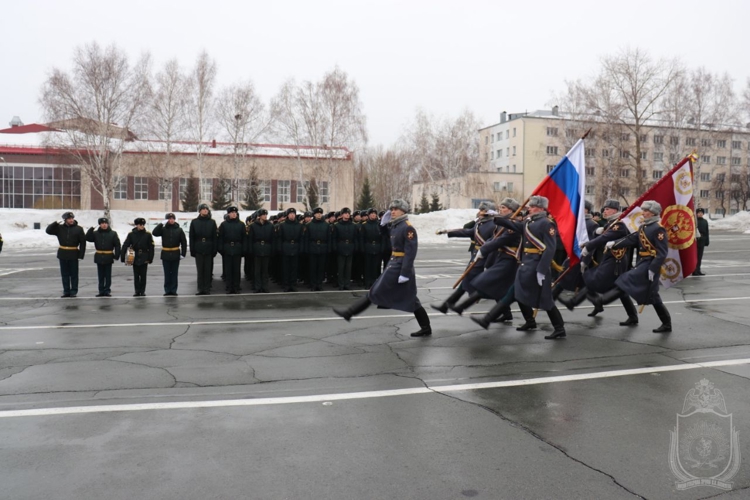 В Новосибирском военном институте отметили  День войск национальной гвардии