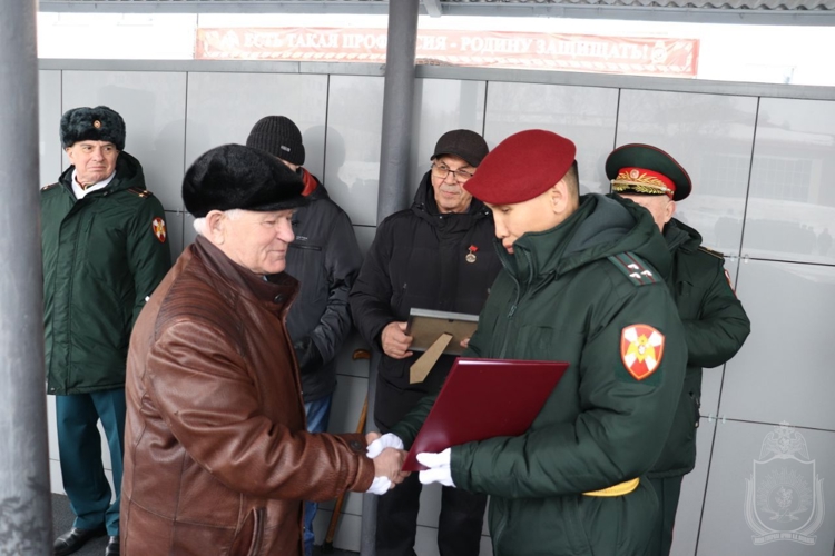 В Новосибирском военном институте отметили  День войск национальной гвардии