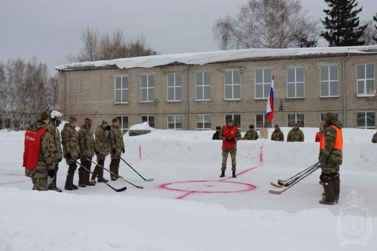 В военном институте подвели итоги чемпионата  по хоккею с мячом в валенках