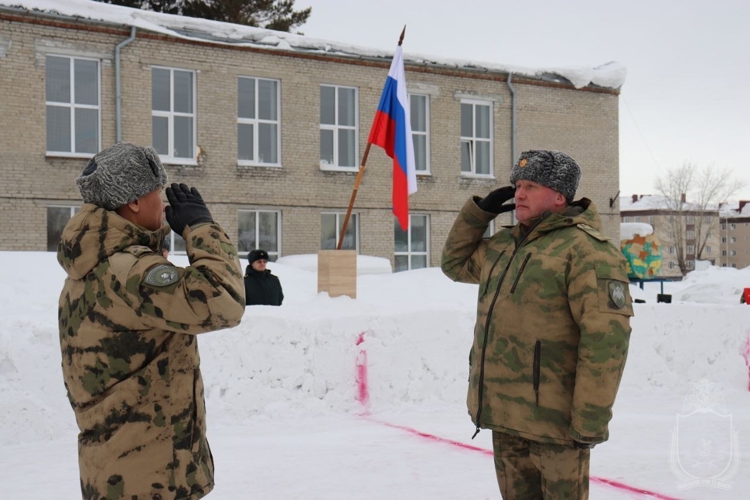 В военном институте подвели итоги чемпионата  по хоккею с мячом в валенках