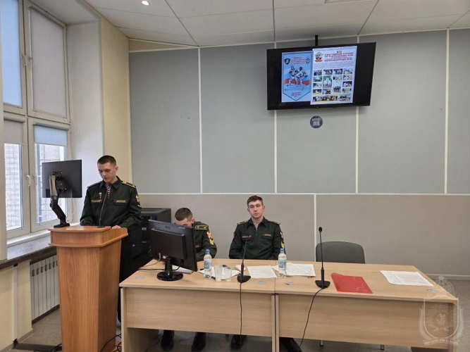 В военном институте проведена открытая трибуна «Рождения звезд: от курсанта до героя»
