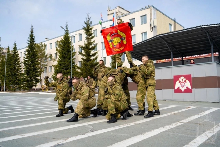 На территории военного института прошли финалы зонального этапа г. Новосибирска Всероссийской военно-патриотической игры «Зарница 2.0»