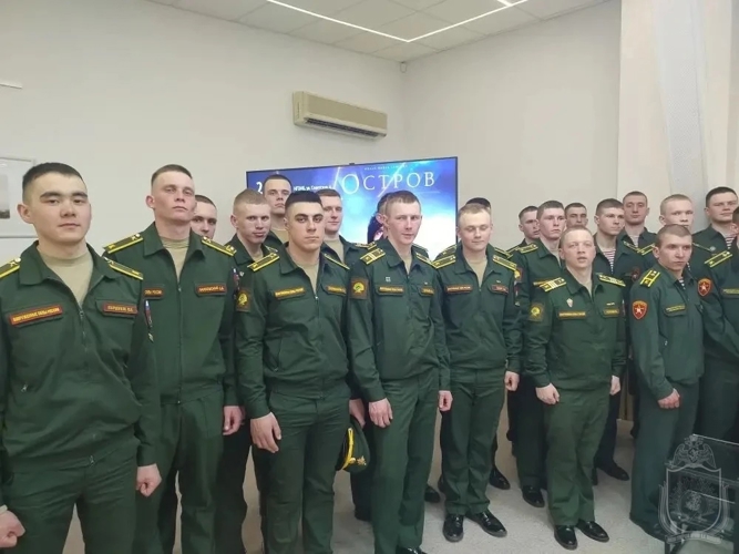 Курсанты военного института приняли участие в межвузовской дискуссионной площадке
