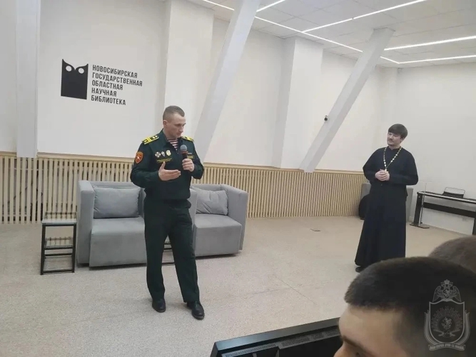Курсанты военного института приняли участие в межвузовской дискуссионной площадке