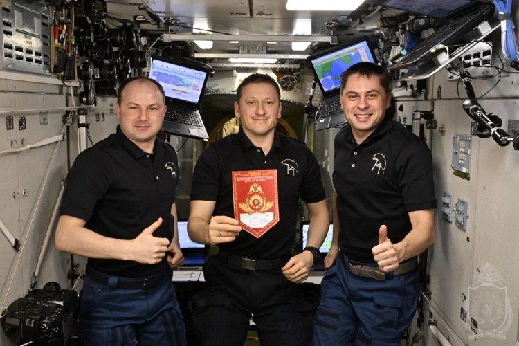 НВИ на орбите Земли