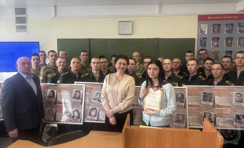 В военном институте проведен круглый стол, посвященный Победе в Великой Отечественной войне