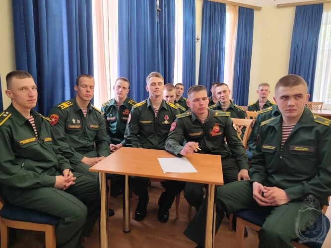 Курсанты военного института приняли участие в интеллектуальной игре