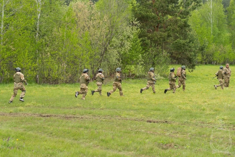 В Новосибирском военном институте прошел  региональный финал «Зарницы 2.0»