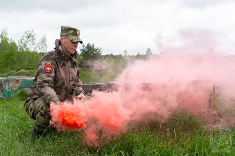 В Новосибирском военном институте прошел  региональный финал «Зарницы 2.0»