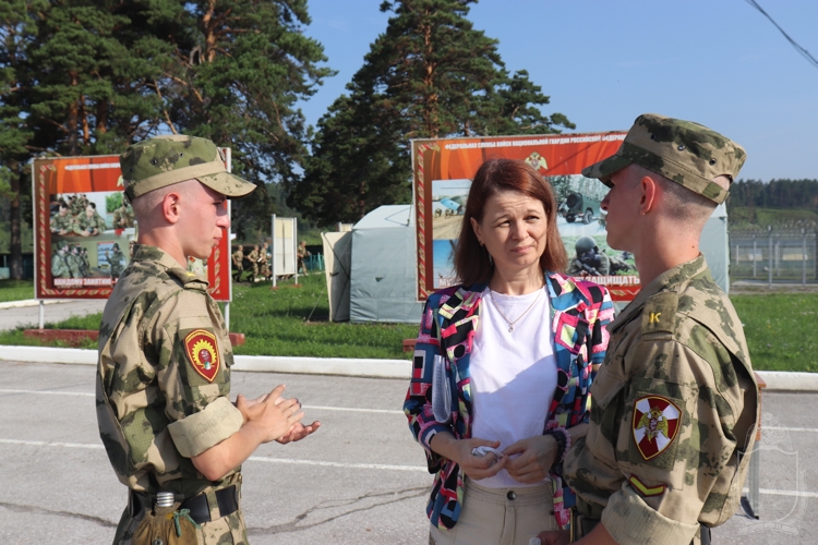 В военном институте первокурсники встретили начало нового учебного года