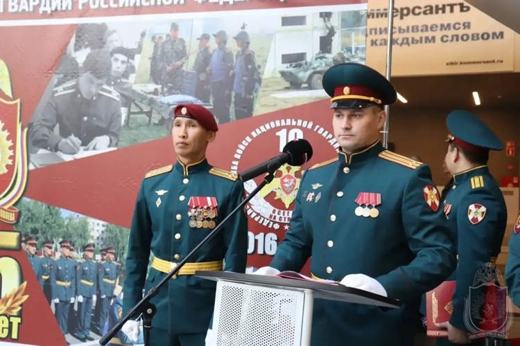 Курсанты 1 курса Новосибирского военного института приняли присягу